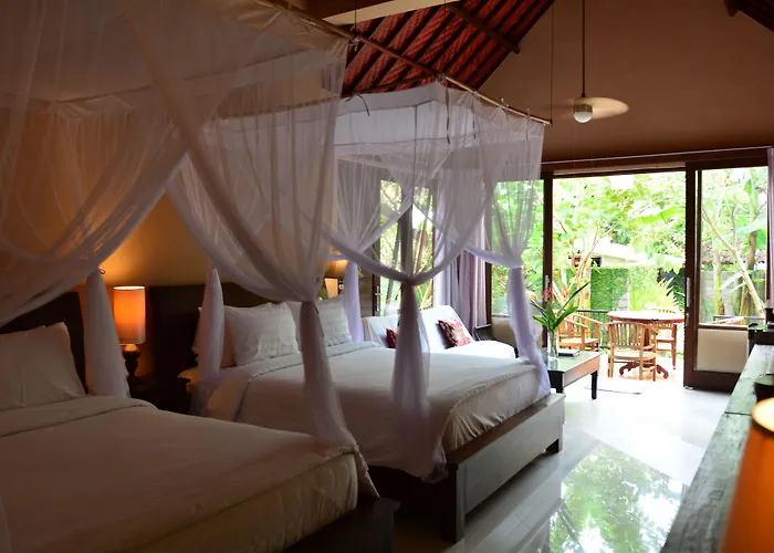 Guest house Griya Sriwedari 4*